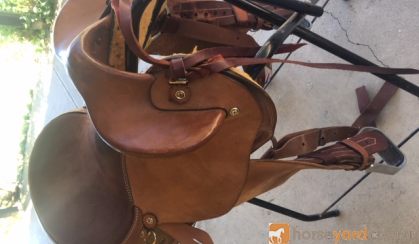 Half Breed Saddles for 1750.00$. Saddlery for sale at VIC, Woodend ...